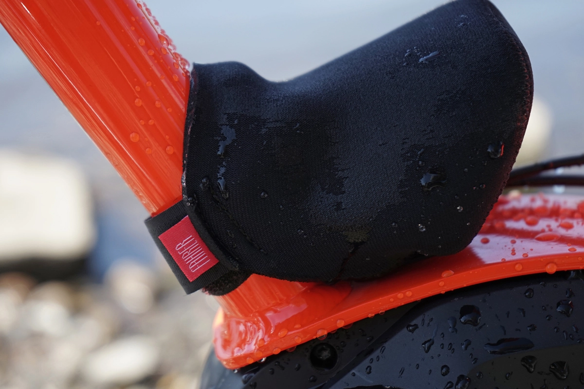 FAHRER Electric Cap - Neopren E-Bike Schutzkappe Für Die Kontakte Der Aufnahmen Für Rahmenakkus – Bild 3