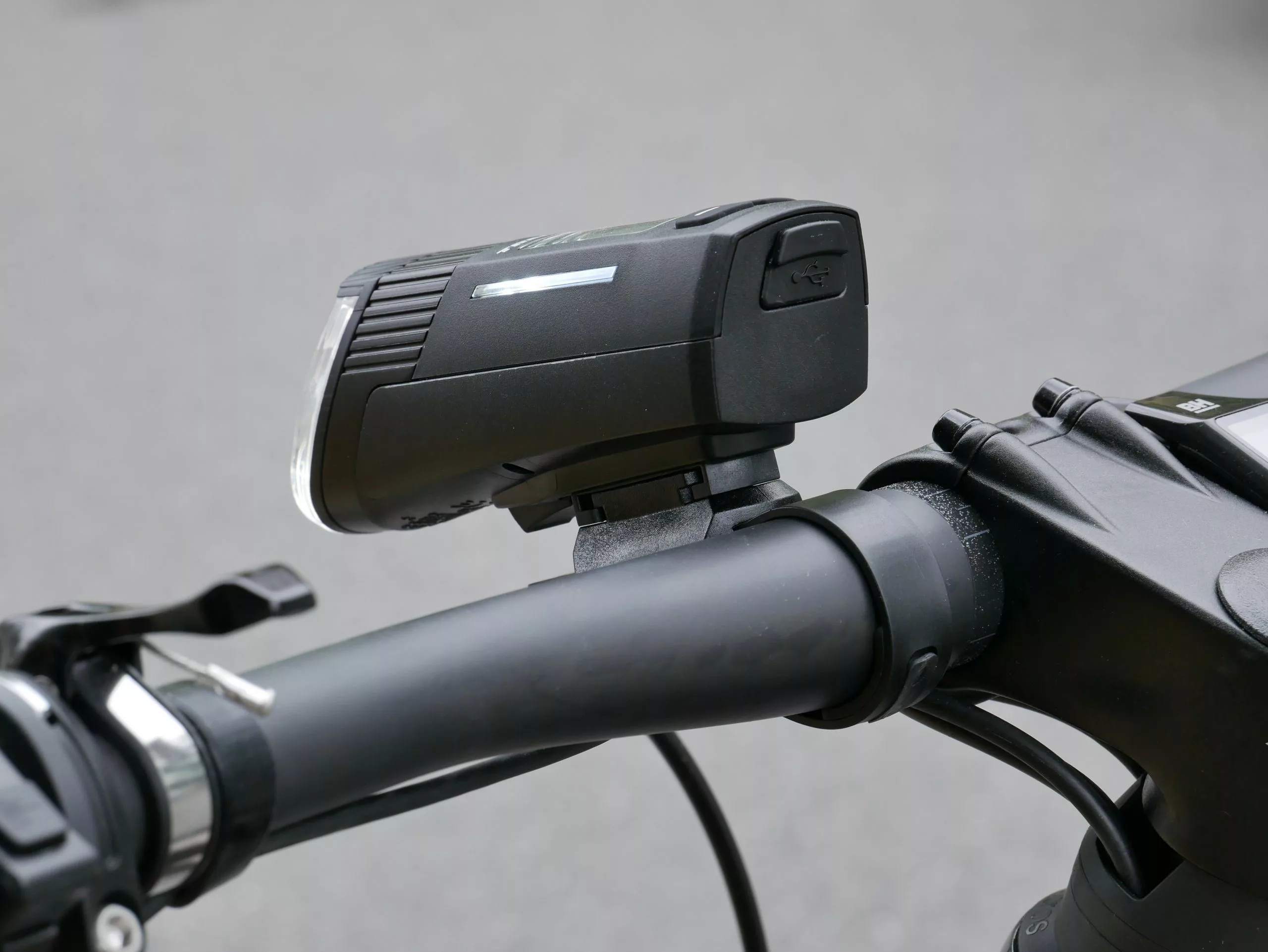 Trelock Frontlicht LS 660 I-GO VISION LITE – Bild 3
